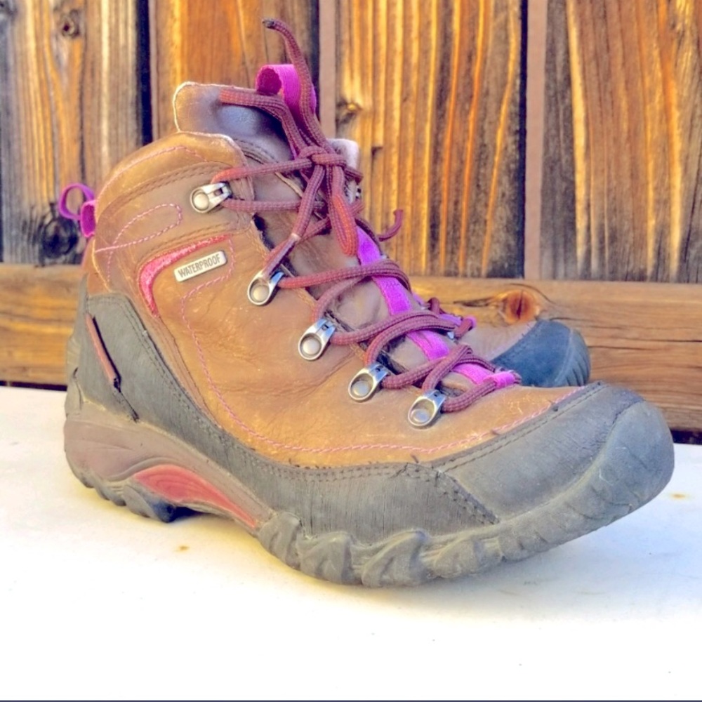 Merrill Chameleon 2 Hiking Boots